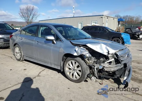 2015 Subaru Legacy 2.5I Premium z USA, uszkodzony, nr VIN 4S3BNAD68F3018770